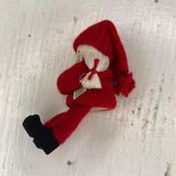 Nissepige - der sidder ned