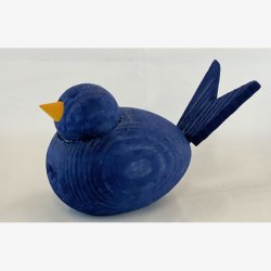 Dekorative fugle i tr  flere farver