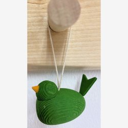 Dekorative fugle i tr m/ophng