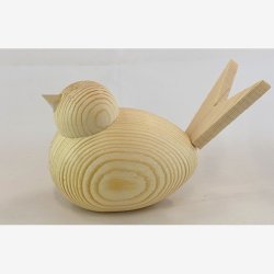 Dekorative fugle i tr  flere farver